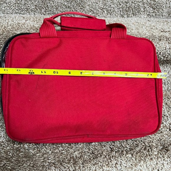 Ricardo Beverly Hills Santa Cruz Red Accessories Bag. - Picture 5 of 10